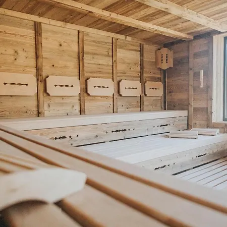 Wieshof アパートホテル 3*